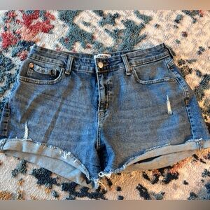 Levi’s High rise shorts